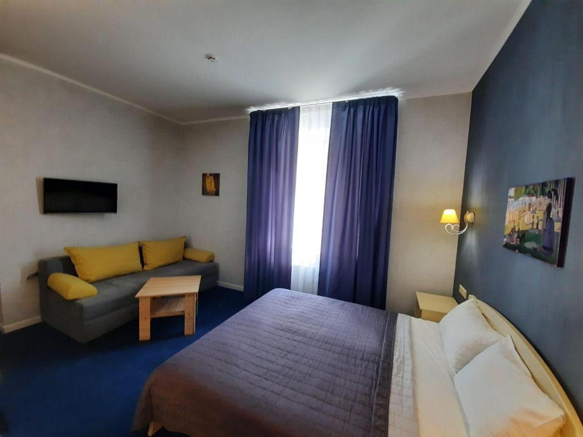 Hotel Ajur Одеса Екстериор снимка