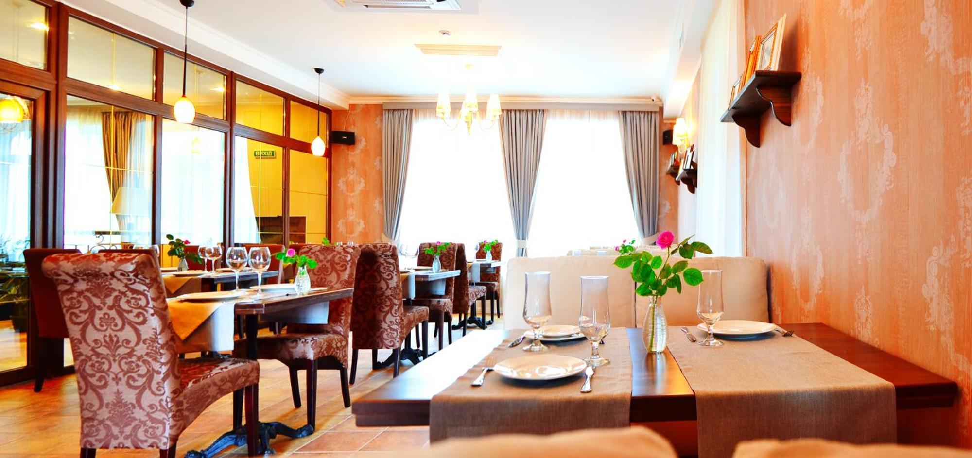 Hotel Ajur Одеса Екстериор снимка