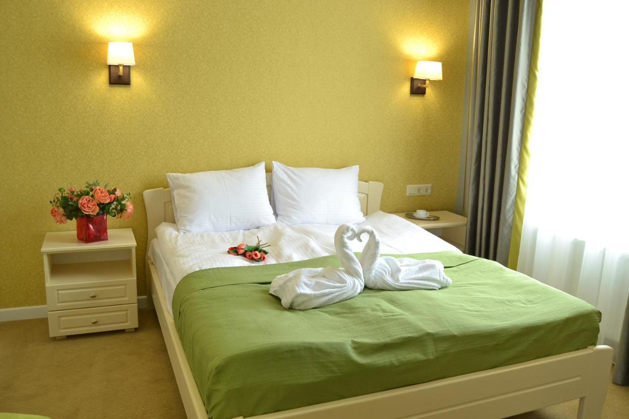 Hotel Ajur Одеса Екстериор снимка
