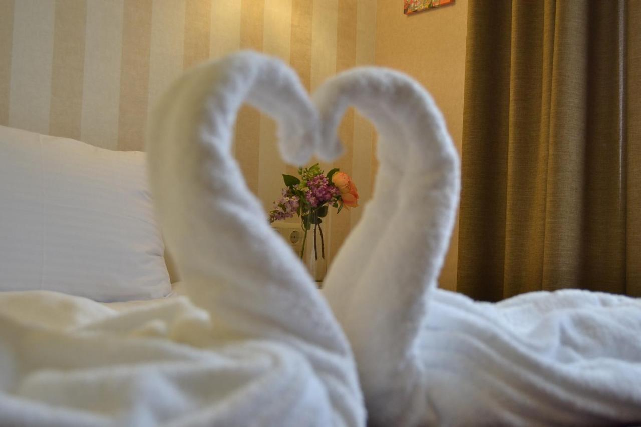 Hotel Ajur Одеса Екстериор снимка